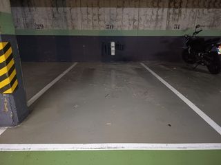 Lloguer Aparcament cotxe a Carrer de federica montseny 2. Plaza parquing  4,70 x 2,25 m