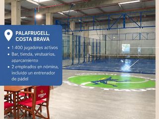 Fabrikhalle in Calle la fanga 1. Traspaso club de padel en la costa brava
