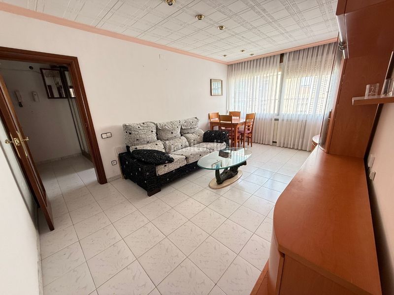 Foto e687c076-9ba3-434f-8d55-9d80654771da. Pis a calle bambú 2 a Sant Ildefons Cornellà de Llobregat
