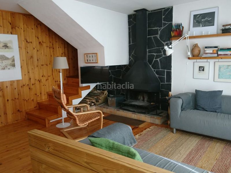 Foto a544e3b2-c92f-4321-8510-9c3e4011db9a. Rent semi detached house in carrer cami de futbol 1 in Puigcerdà