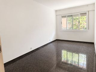 Piso en Vilà i vilà 35. Piso en venta en calle vilà i vilà de 3 habitaciones y 70m2