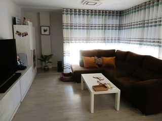 Pis a Calle jorge guillén 2. ¡espectacular piso en alovera con piscina y zonas comunes!