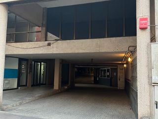 Aparcament cotxe a Carrer major 34. Parking el circul