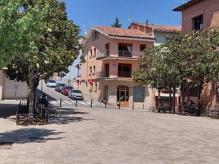 Appartamento in Carrer major 2. Piso luminoso en plena plaza mayor