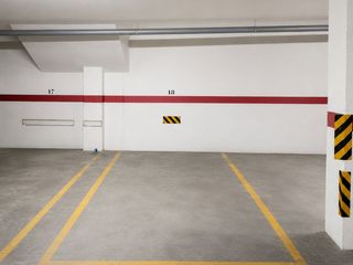 Aparcament cotxe a Calle picanya 38. Plaza de garaje amplia en primer sótano – calle picanya, torrent