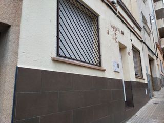 Casa a Bergueda  114. Casita a precio de piso