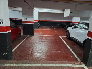 Car parking in Rambla guipuscoa  12. Parking amplio