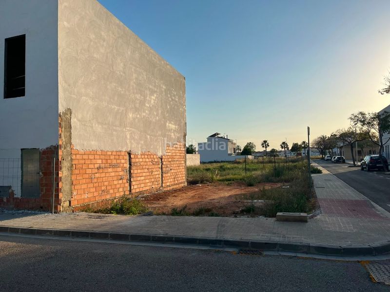 Foto c5531804-6cd7-4592-9350-6b557685bb6f. Terreno residencial en avinguda de la generalitat 64 parcela esquinera de 165 metros en la zona de la bega, en Silla