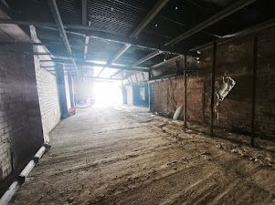 Lloguer Aparcament cotxe a Carrer indústria 2. Alquiler almacen