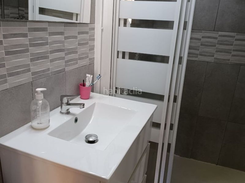 Foto ff8f7859-fa93-4d97-99cb-fbda4498cf3e. Piso en carrer d'hortaleza 5 piso amplio de 4 habitaciones en Arboç (L´)