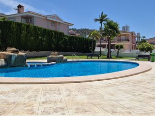 Maison jumelée à Avenida de malta 10. Chalet en rincon de loix benidorm