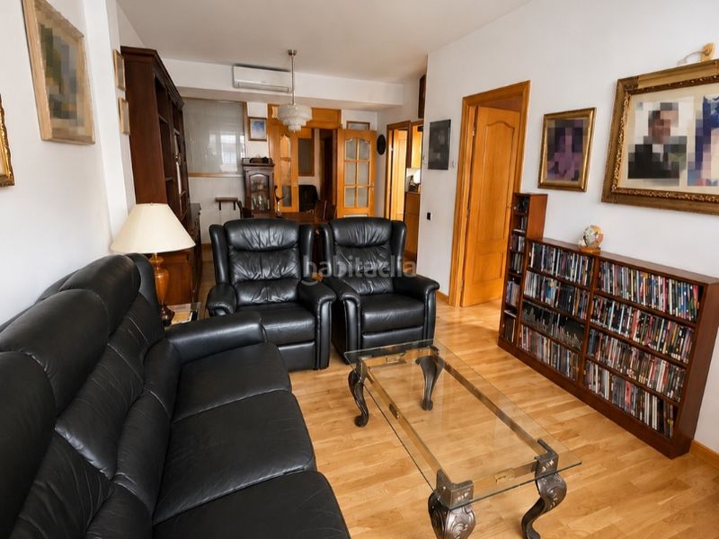 Foto cf3e1de1-2ca5-4b88-8622-9f00c213b6b9. Etagenwohnung in carrer de la legalitat 60-62 in El Camp d´en Grassot i Gràcia Nova Barcelona