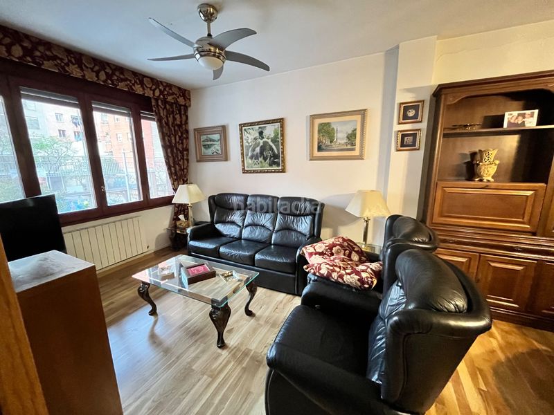 Foto dbe3a1b8-842b-48e2-893c-182627f3ac82. Etagenwohnung in carrer de la legalitat 60-62 in El Camp d´en Grassot i Gràcia Nova Barcelona