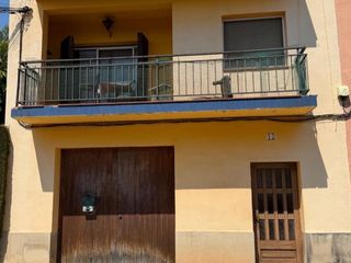 Maison jumelée à Esplanes 12. Vivienda adosada para reformar
