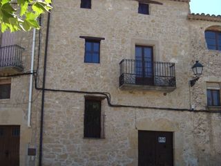 Casale in Plaça sant sebastià 22. Exclusiva casa pairal