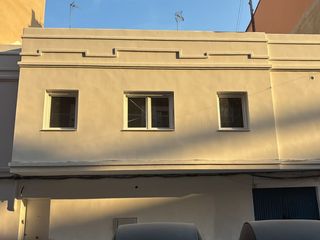 Location Appartement à Calle maria zambrano 9. ¡a estrenar! luminoso primer piso reformado de 4 habitaciones y