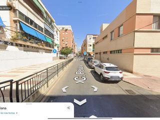 Geschäftsraum in Calle río zezere 10. Se vende local comercial en málaga