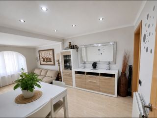 Pis a D'antoni gaudi 84. Precioso piso en marianao!!