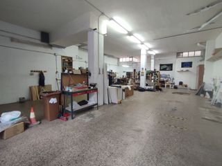 Business premise in Calle menéndez pidal 10/12. Gran local