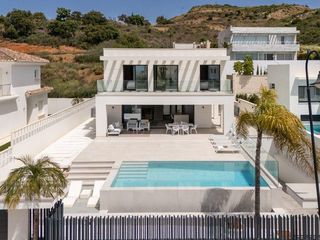 Casa en Sierra segura 13. Lujosa villa de nueva construcción villa de ensueño
