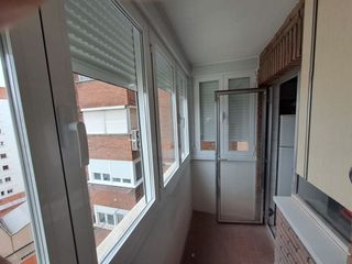 Lloguer Pis a Paseo hospital militar 27b. Precioso piso al lado estación autobuses