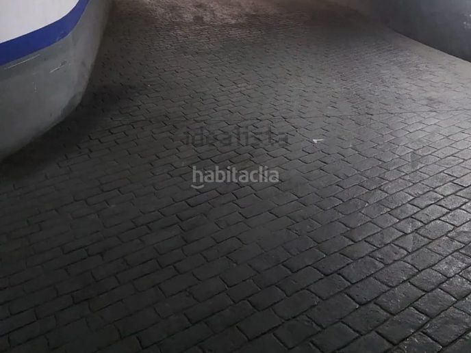 Foto 28c3df81-a3a7-4503-b167-86d0f7b1c3aa. Lloguer aparcament cotxe a calle caudiel 1 a Nuevo Centro Sagunt
