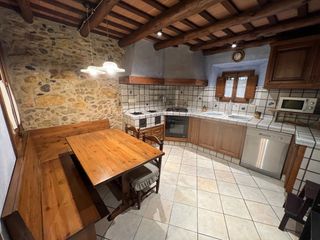 Miete Bauernhof in Quintà 8. Casa rústica de poble totalment reformada i moblada