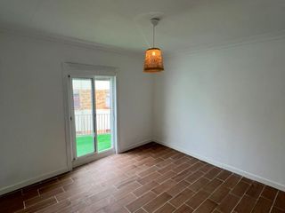 Flat in Carrer d'andreu nin 3. Ático de 4 habitaciones con terraza privada en el centro de el v