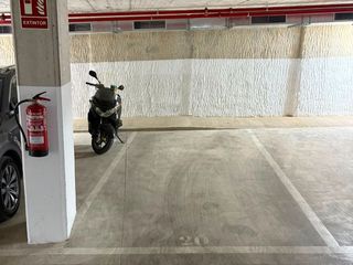 Affitto Posto auto in Carrer del músic jaume isern 66. Plaza de cómodo aparcamiento