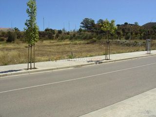 Terrain résidentiel à Antoni margarits 11. Venta de parcela en llança