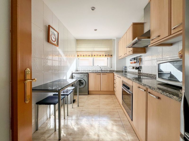 Foto d8c959f4-7ac5-4b03-a4cf-130fa5417e62. Dachwohnung in carrer de víctor català 5 in L´Estany Calafell