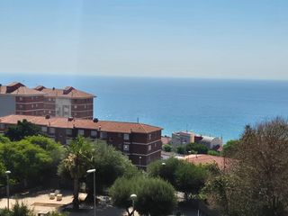 Etagenwohnung in Rambla turo 12. Piso reformado con vistas al mar en montgat