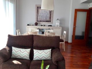 Piso en Josep tarradelles  26. Piso en venta , pleno centro de viladecans
