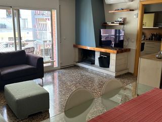 Piso en Josep anselm clavé 51. Piso familiar - luminoso y espacioso