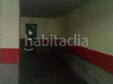 Foto cd4e15de-dc3a-49be-8bb0-2e00b6e93d1d. Lloguer aparcament cotxe a calle profesor sáinz cantero 1 a Granada