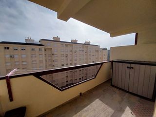 Lloguer Apartament a Calle de la valldigna 5. Se busca preferentemente profesorado o profesionales desplazados