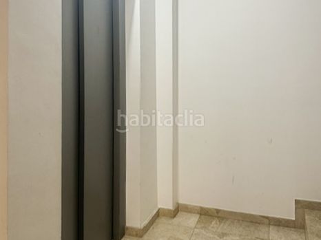 Foto b17fb8f7-d5f1-483c-93ea-605b72739e8a. Flat in doctor torras i bages 122 in Segle XX Terrassa