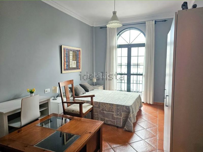 Foto a3137a63-867f-403b-9c46-9369f1041996. Casa adossada a calle velázquez 11 a Algaba (La)
