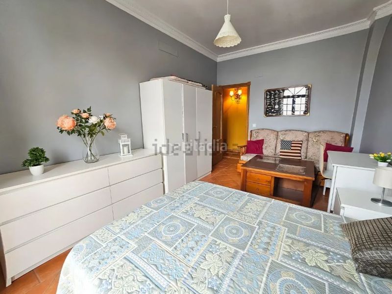 Foto b88090a8-4024-45c5-9f4d-dadc15a566a4. Casa adossada a calle velázquez 11 a Algaba (La)