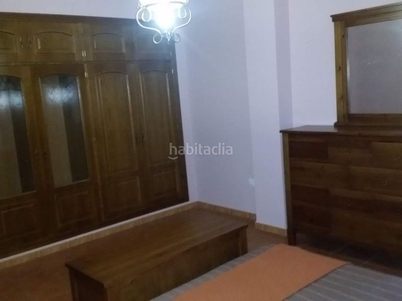 Foto e1afa9cd-f626-4909-a7b4-e6498f7ddba9. Casa adossada a calle velázquez 11 a Algaba (La)