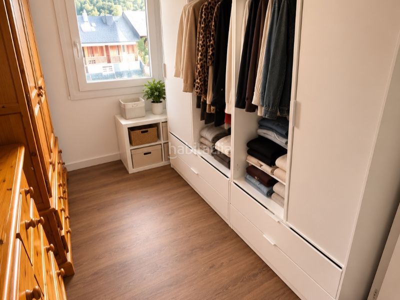 Foto fdc29566-eeee-45a2-8b62-c61d222c4ed3. Casa adossada a calle lluis millet 14 a Corbera de Llobregat