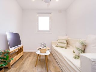 Piso en Carrer de sant gil 14. Apartamento recién reeformado en sant antoni