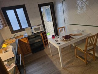 Rent Flat in Carrer de miquel martí i pol 13. Piso amueblado centro moia temporada