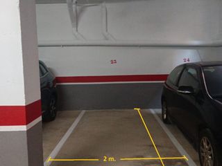 Miete Autoparkplatz in Carrer de l'onze de setembre 8. Plaza de parking en alquiler