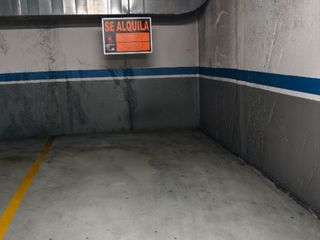 Alquiler Parking coche en Teixugueiras 32. Alquiler de parking en teixugueiras 32
