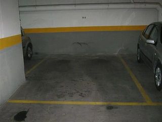 Lloguer Aparcament cotxe a C. de las cocheras 4. Alquilo garaje pacifico 110€ fácil acceso planta calle, nueva fi