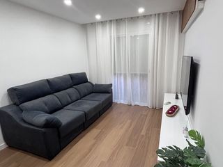 Pis a Carrer de sant bonaventura 0. Diseño moderno, excelente estado y listo para entrar a vivir.
