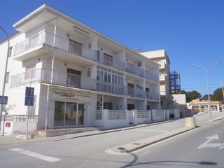 Apartament a Avda. costa daurada 2. Apartamento ahora acondicionado como oficinas.
