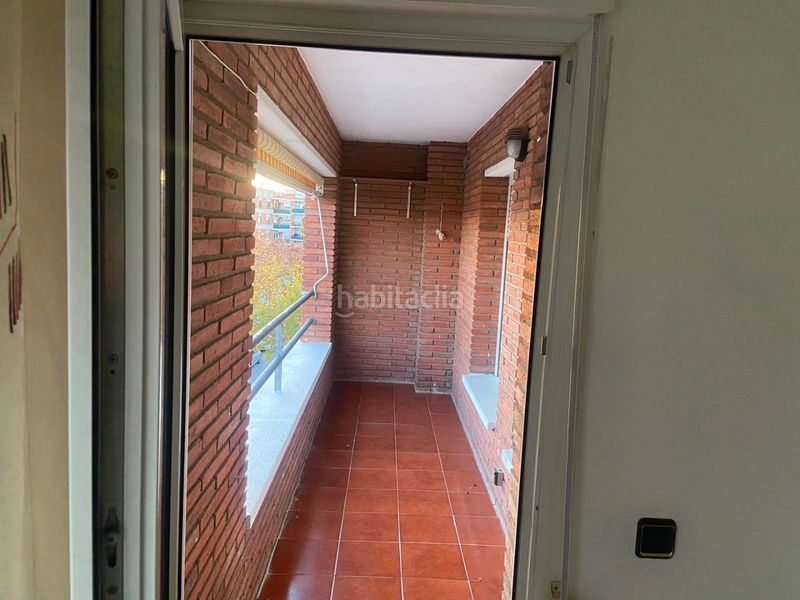 Foto f496f7e4-3fc1-43e5-b5d9-699b1323ef52. Pis a passeig de l’estacio 17 a Abrera