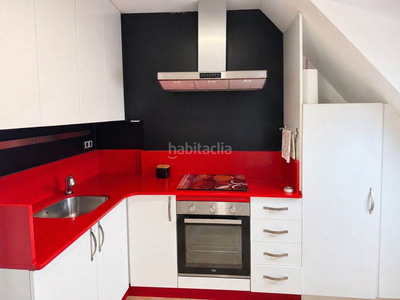 Foto 2899a897-e102-496b-a877-d04a4bdd9437. Pis a rua corua 8 a Cee
